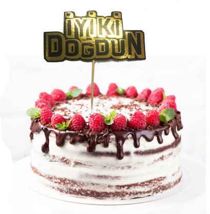 Altın Renk İyiki Doğdun Yazılı Kürdan Süsü 2 Adet 8X8 cm