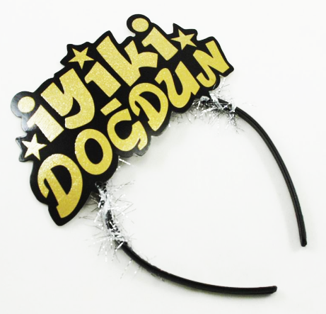 Altın Renk İyiki Doğdun Yazılı Sim Süslü Parti Tacı