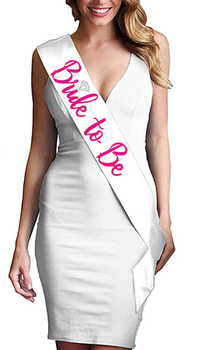 Bride To Be Saten Kuşak Beyaz Üzeri Metalize Fuşya Yazılı 160x9.5 cm