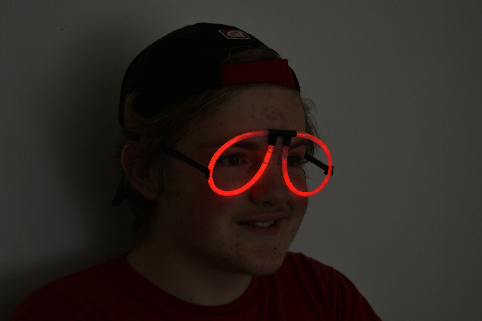 Karanlıkta Parlayan Fosforlu Glow Gözlük Fosforlu Gözlük Kırmızı Renk