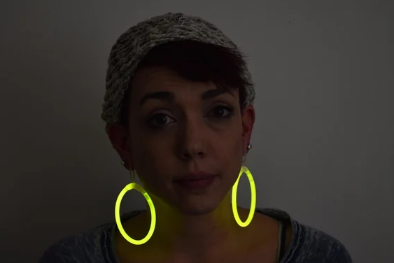 Karanlıkta Parlayan Glow Küpeler Glow Partisi Küpeleri 12 Çift 24 Adet