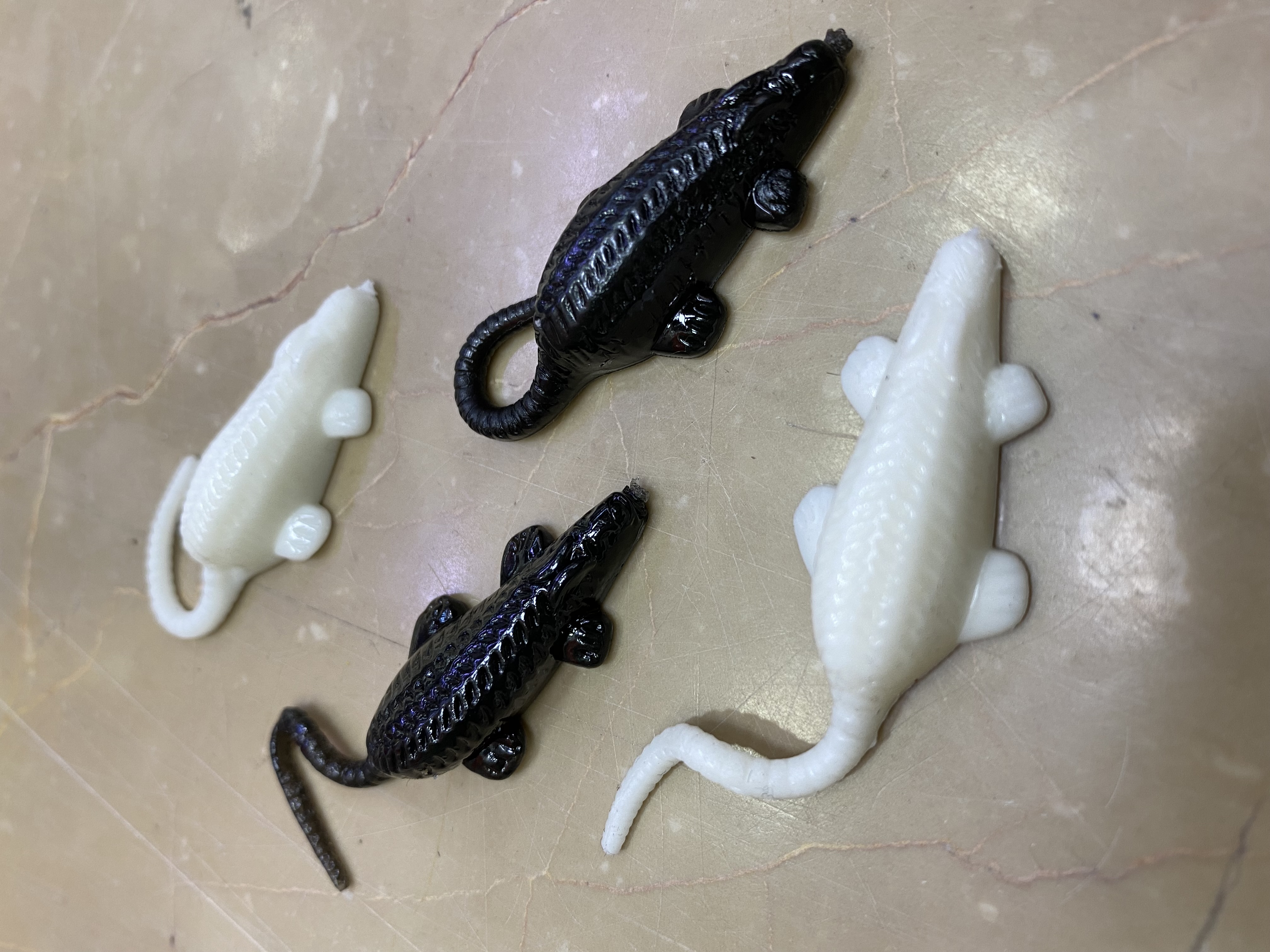 Kendinden Yapışkanlı Gerçekçi Yumuşak Şaka Faresi 4 Adet