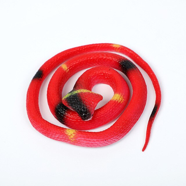 Kırmızı Renk Gerçekçi Kobra Model Silikon Yumuşak Yılan 80 cm