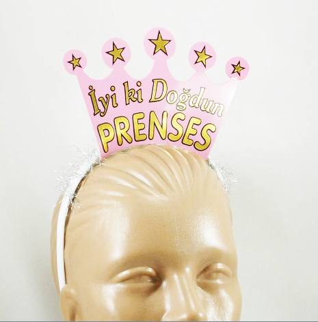 Pembe Renk İyiki Doğdun Prenses Yazılı Sim Süslü Parti Tacı