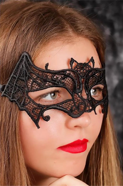 Siyah Renk Yarasa Model Dantel Balo Parti Maskesi Model 2