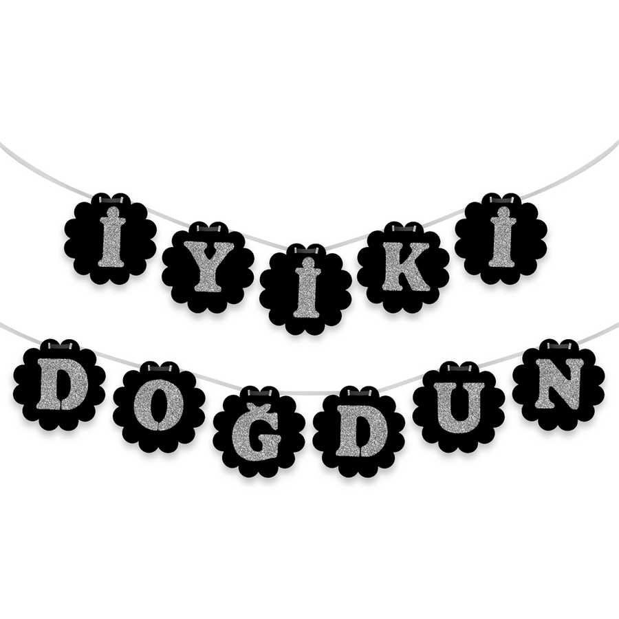 Siyah Üzeri Gümüş Renk Harflerle İyiki Doğdun Yazılı Strafor Flama Süs