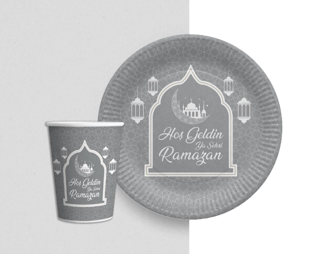 Gümüş Renk Hoşgeldin Ya Şehr-i Ramazan Yazılı Tabak ve Bardak Seti 16 Adet