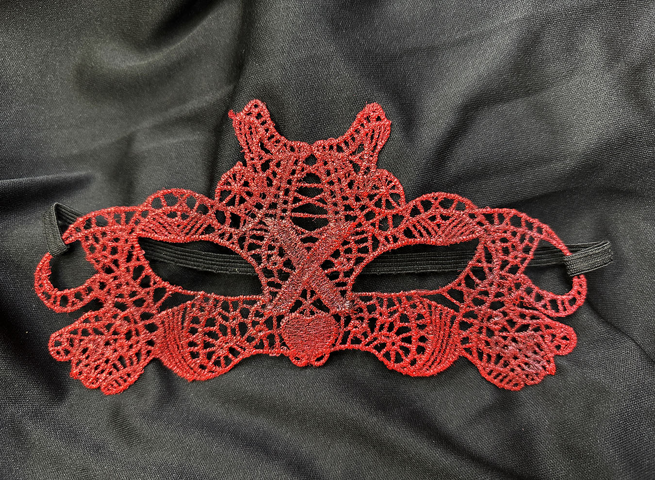 Kırmızı Dantel Masquerade Maskesi Çift Taraflı 10 No