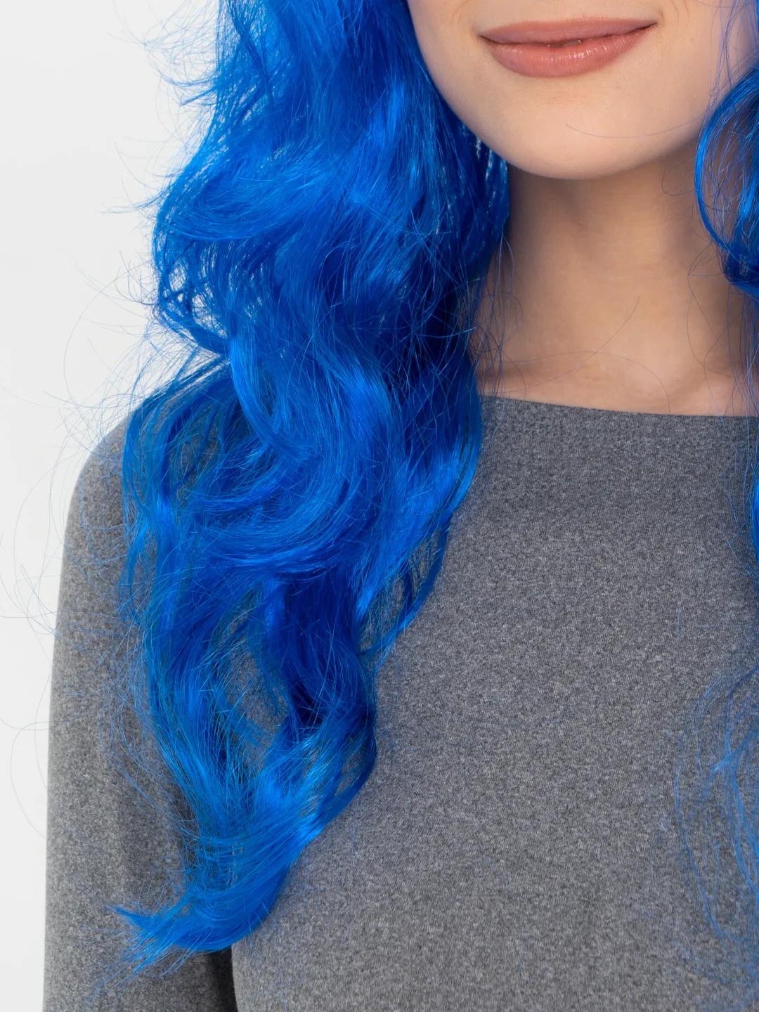 Mavi Renk Uzun Dalgalı Parti Peruğu 