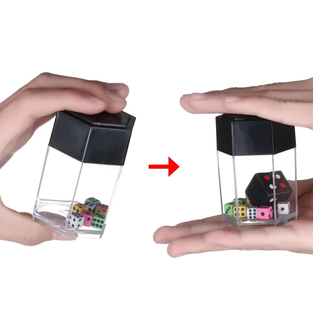 Sihirli Büyük Zarı Küçük Zarlar Haline Getiren Sihir Oyunu 