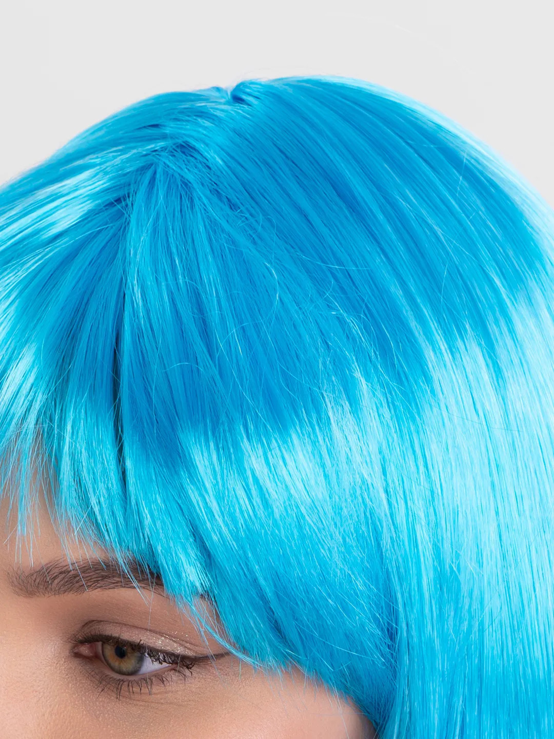 Turkuaz Açık Mavi Renk Düz Kesim Kısa Küt Parti Peruğu