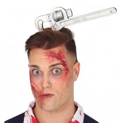 Kafaya Saplanmış İngiliz Anahtarı Şaka Tacı