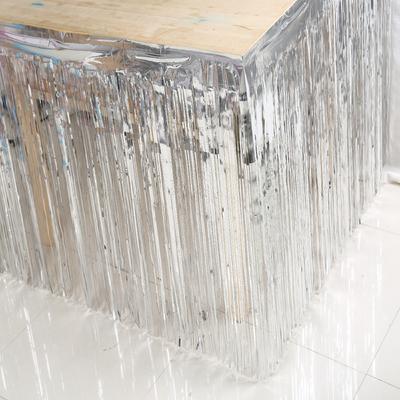 Püsküllü Işıltılı Metalize Gümüş Renk Masa Eteği 75 cm x 4 m