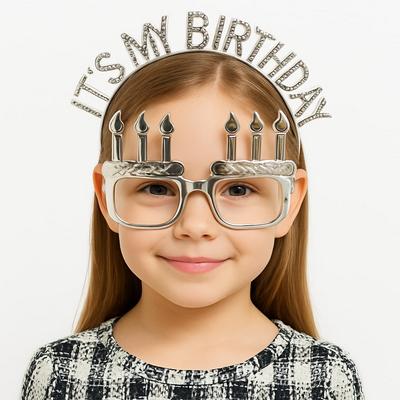 İt's My Birthday Yazılı Taç ve Mum Şekilli Gözlük Seti Gümüş Renk